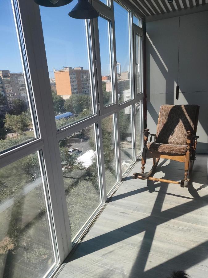 Двухкомнатная Квартира В Самом Центре Актобе ภายนอก รูปภาพ